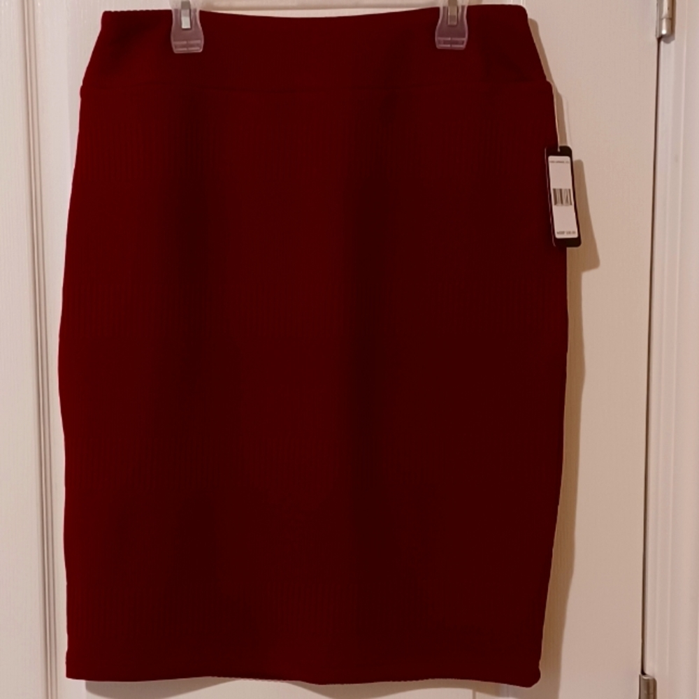 Soho Women's Heavy Knit Pencil Skirt Burgundy Size Large